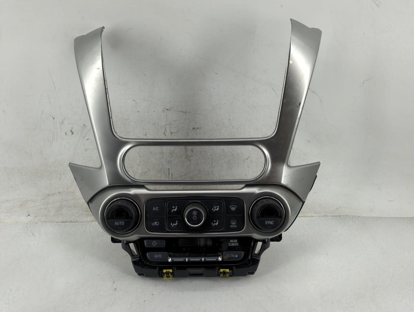 2015-2017 Chevrolet Tahoe Climate Control Module Temperature AC/Heater Replacement P/N:84164477 7370200000000X Fits OEM Used