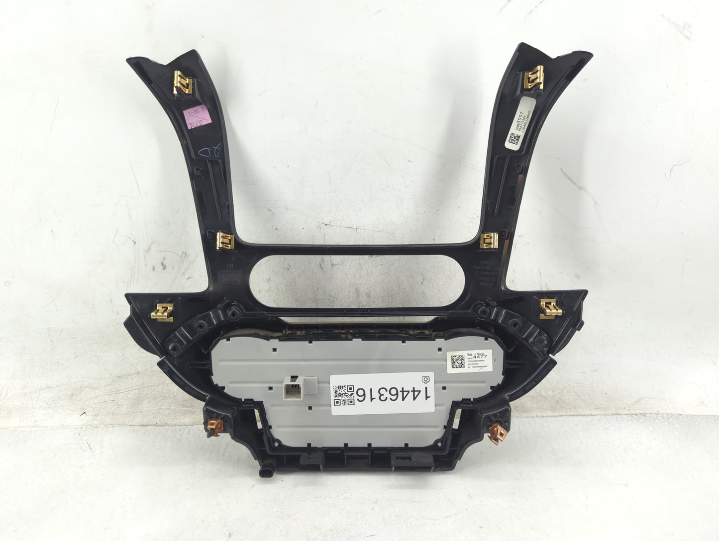 2015-2017 Chevrolet Tahoe Climate Control Module Temperature AC/Heater Replacement P/N:84164477 7370200000000X Fits OEM Used