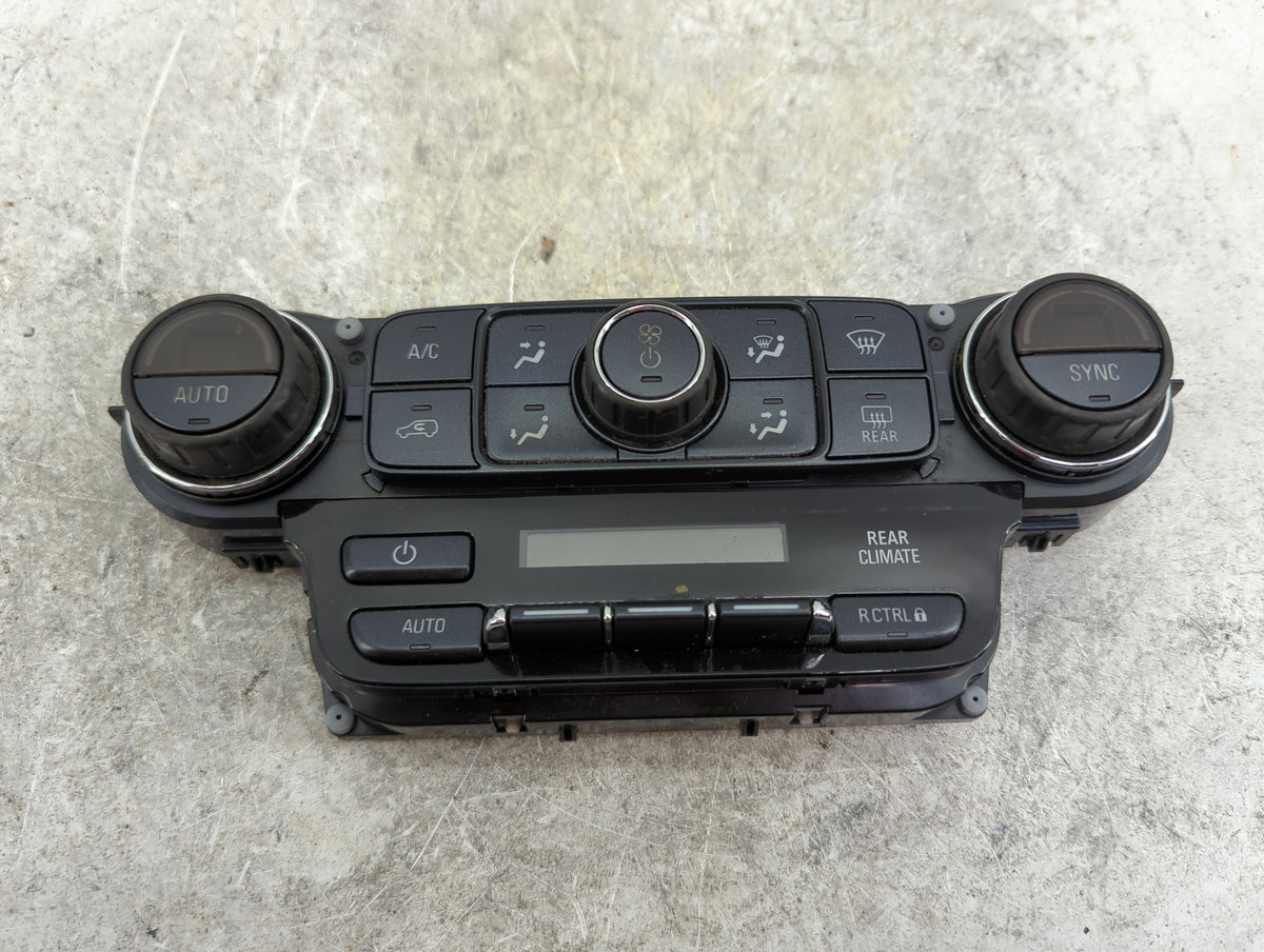 2017-2020 Chevrolet Tahoe Climate Control Module Temperature AC/Heater Replacement P/N:84164477 815372982 Fits OEM Used Auto