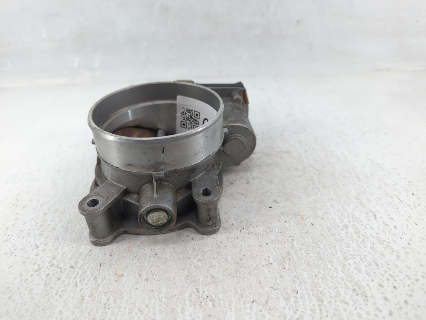 2015-2022 Chevrolet Tahoe Throttle Body P/N:12617792 Fits Fits 2014 2015 2016 2017 2018 2019 2020 2021 2022 OEM Used Auto Pa