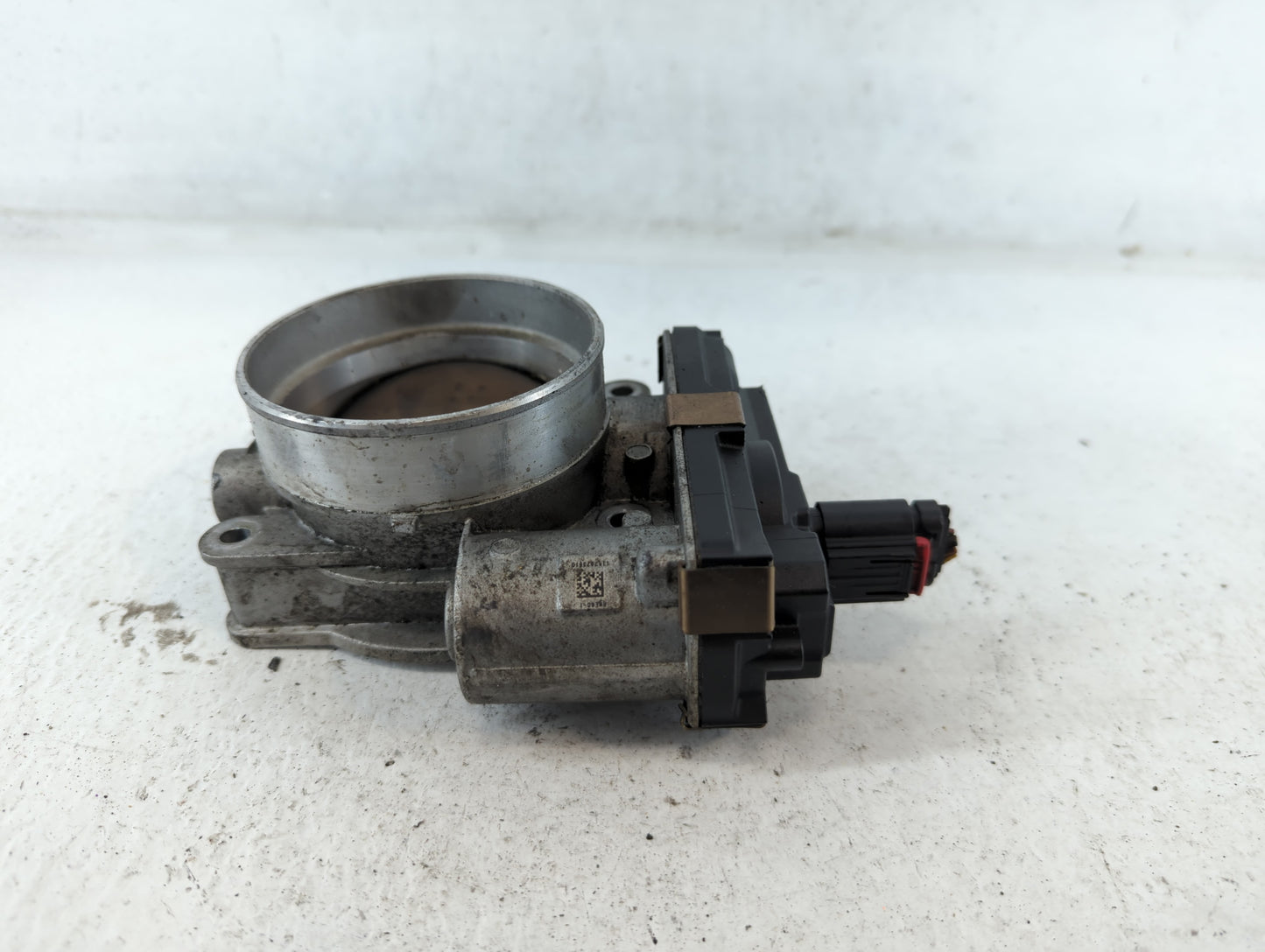 2015-2022 Chevrolet Tahoe Throttle Body P/N:12678224 Fits Fits 2014 2015 2016 2017 2018 2019 2020 2021 2022 OEM Used Auto Pa