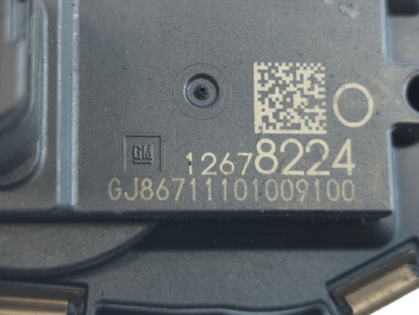 2015-2022 Chevrolet Tahoe Throttle Body P/N:12678224 Fits Fits 2014 2015 2016 2017 2018 2019 2020 2021 2022 OEM Used Auto Pa