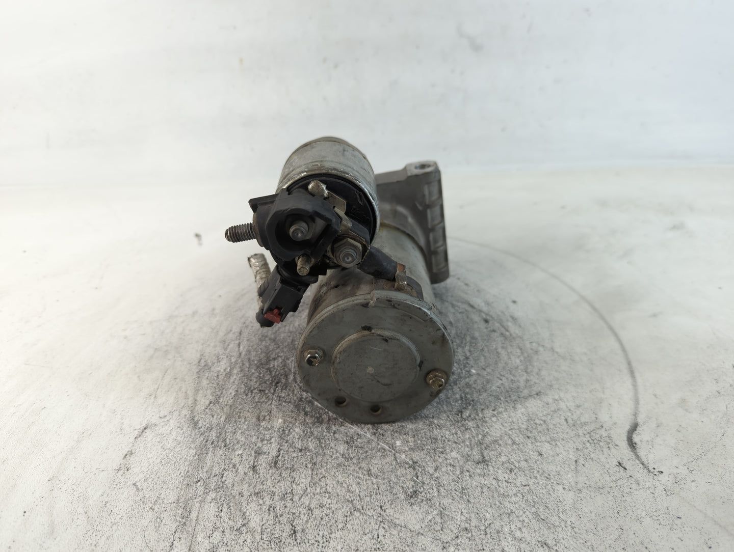 2015-2020 Chevrolet Tahoe Car Starter Motor Solenoid OEM P/N:12681473 Fits Fits 2014 2015 2016 2017 2018 2019 2020 OEM Used 