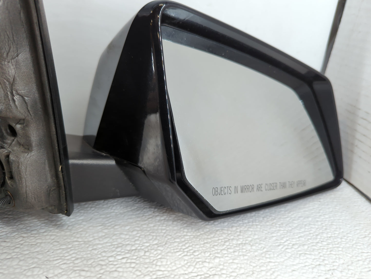 2015-2017 Chevrolet Traverse Passenger Side View Mirror - Right Door Mirror OEM Used - Oemusedautoparts1.com