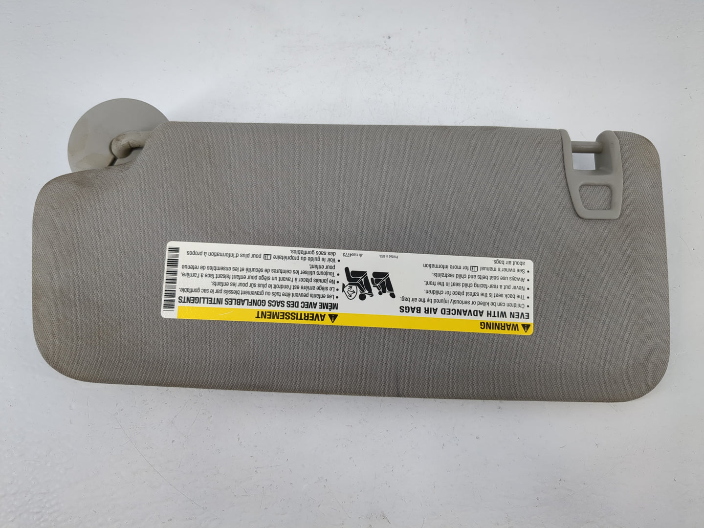 2017 Chevrolet Traverse Sun Visor Shade Replacement Passenger Right Mirror Fits OEM Used Auto Parts - Oemusedautoparts1.com