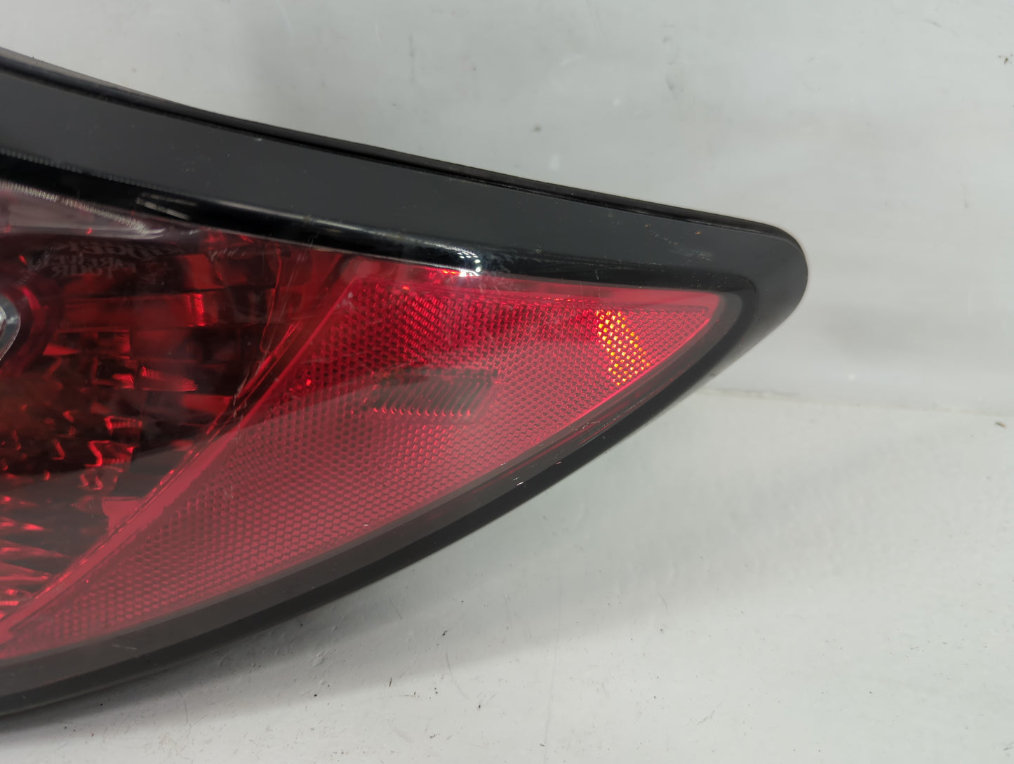 2013-2017 Chevrolet Traverse Tail Light Assembly Passenger Right OEM P/N:23301757 Fits Fits 2013 2014 2015 2016 2017 OEM Use