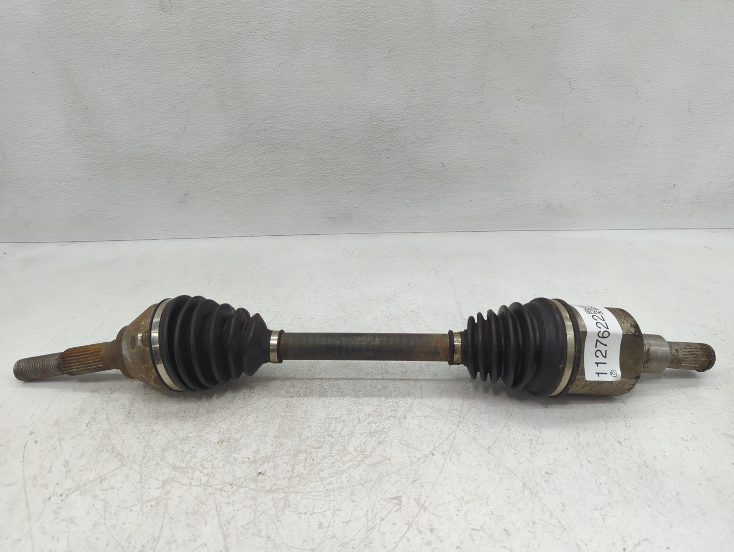 2017-2017 Chevrolet Traverse Axle Shaft Front Driver Cv C/v 1127622 - Oemusedautoparts1.com