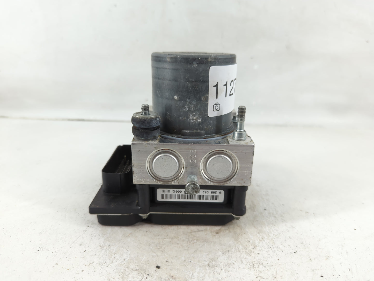 2017 Chevrolet Traverse ABS Pump Control Module Replacement P/N:23407416 Fits Fits 2012 2013 2014 2015 2016 OEM Used Auto Pa