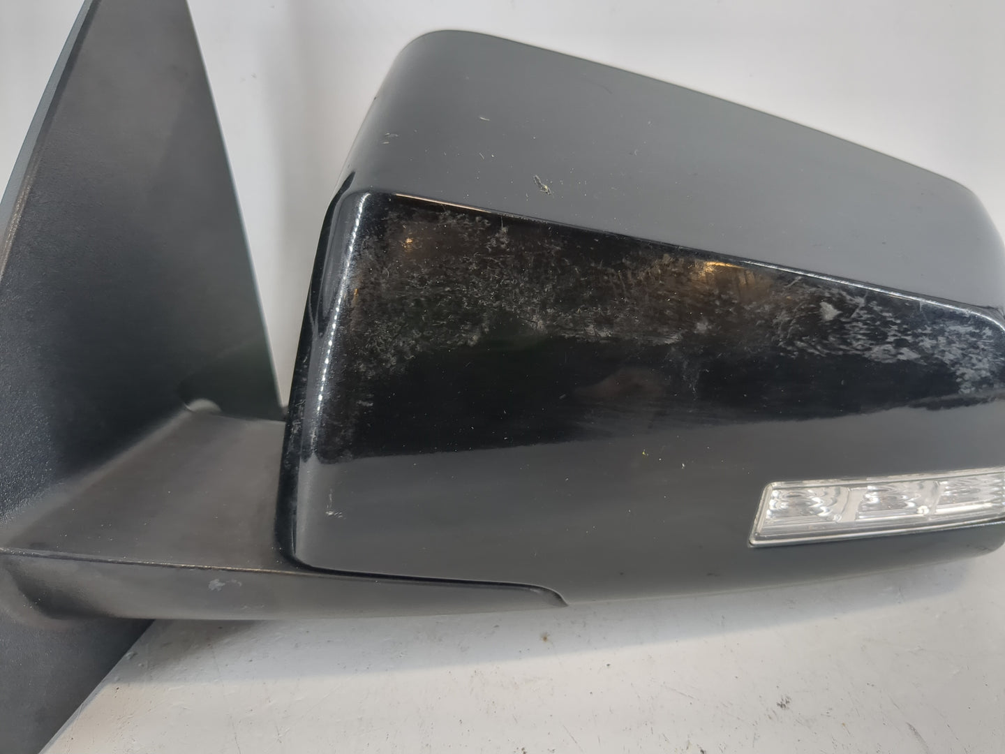 2013-2017 Chevrolet Traverse Driver Side View Mirror - Left Door Mirror OEM Used - Oemusedautoparts1.com