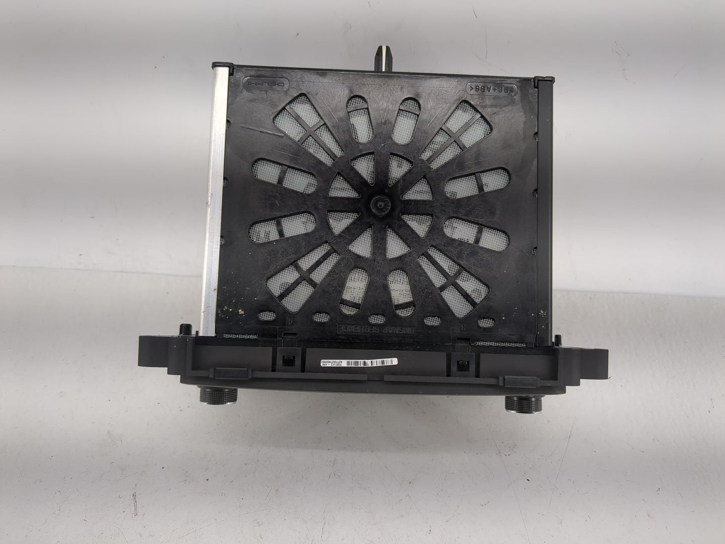 2015-2017 Chevrolet Traverse Radio AM FM Cd Player Receiver Replacement P/N:84023780 Fits Fits 2015 2016 2017 OEM Used Auto 