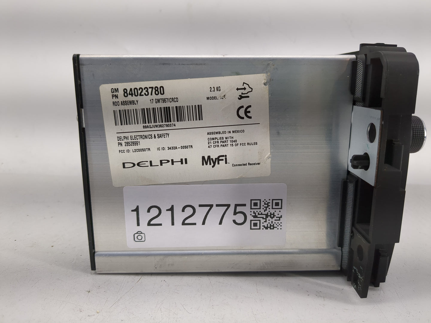 2015-2017 Chevrolet Traverse Radio AM FM Cd Player Receiver Replacement P/N:84023780 Fits Fits 2015 2016 2017 OEM Used Auto 