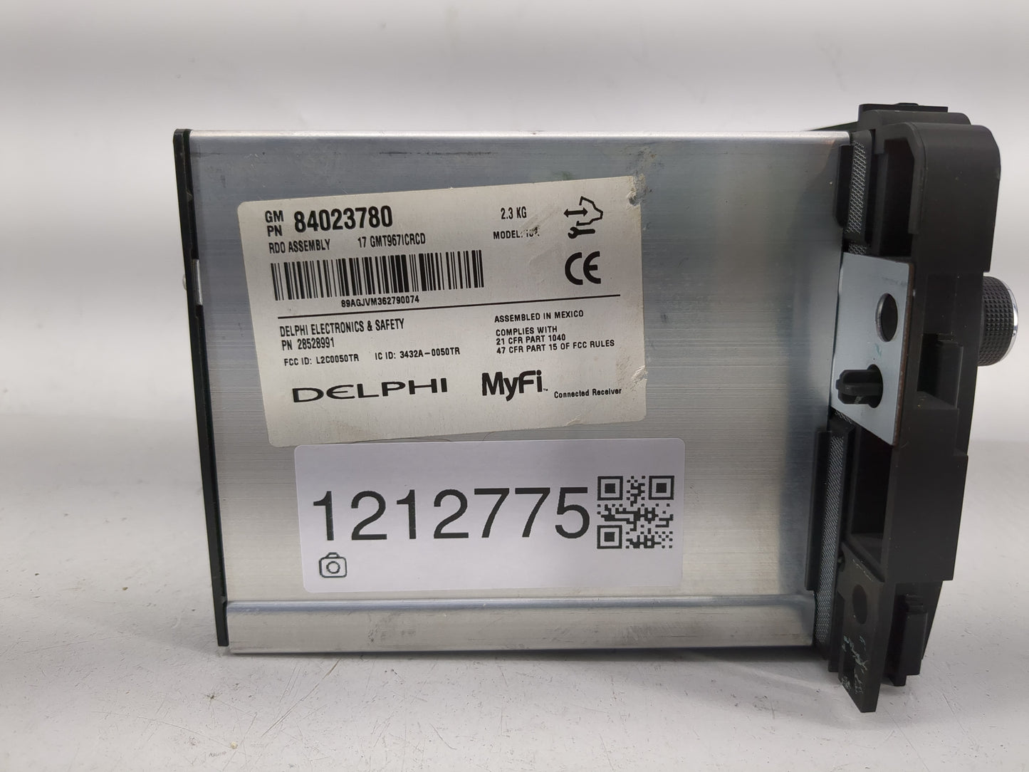 2015-2017 Chevrolet Traverse Radio AM FM Cd Player Receiver Replacement P/N:84023780 Fits Fits 2015 2016 2017 OEM Used Auto 