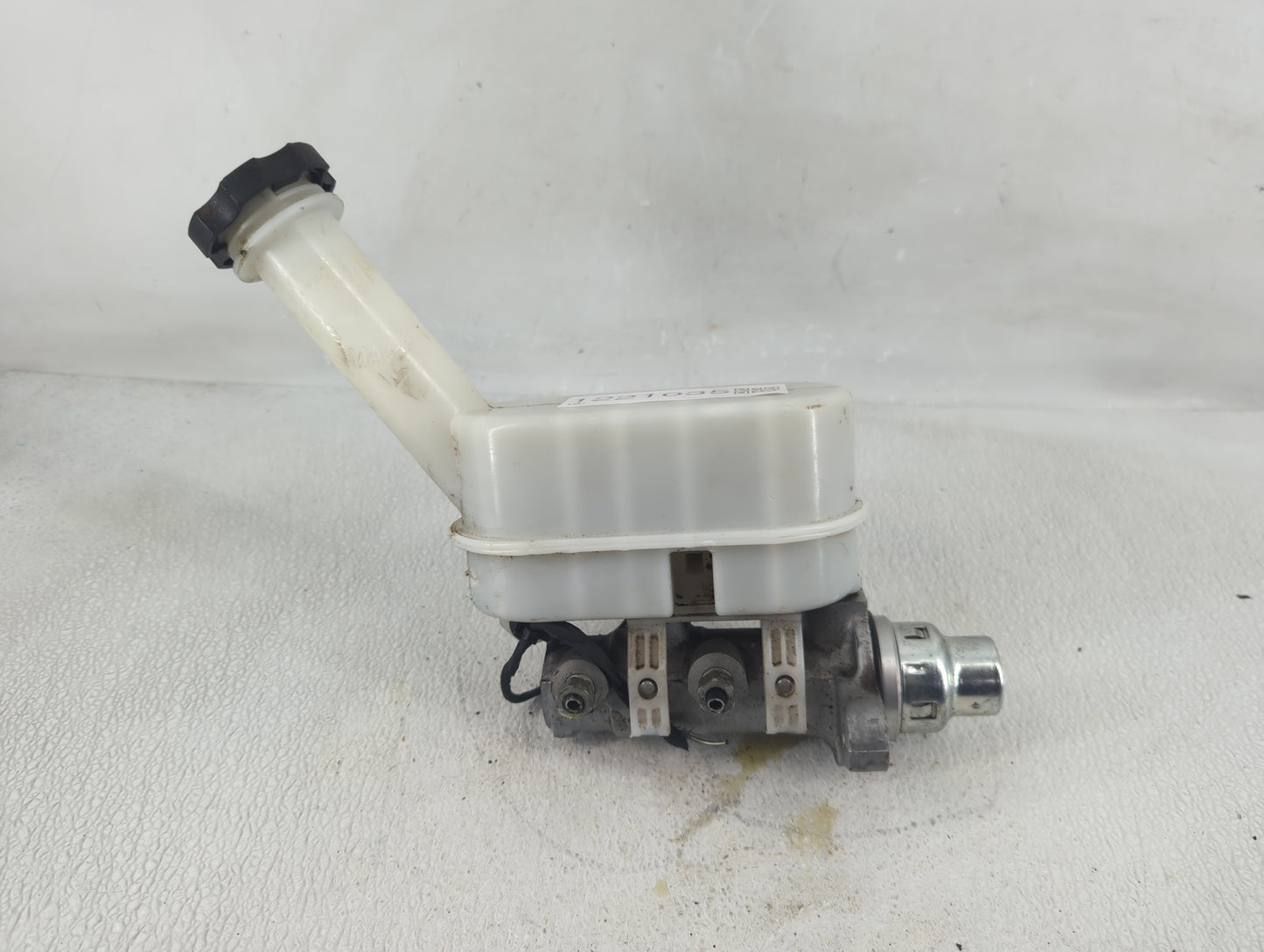 Chevrolet Traverse Brake Master Cylinder - Oemusedautoparts1.com