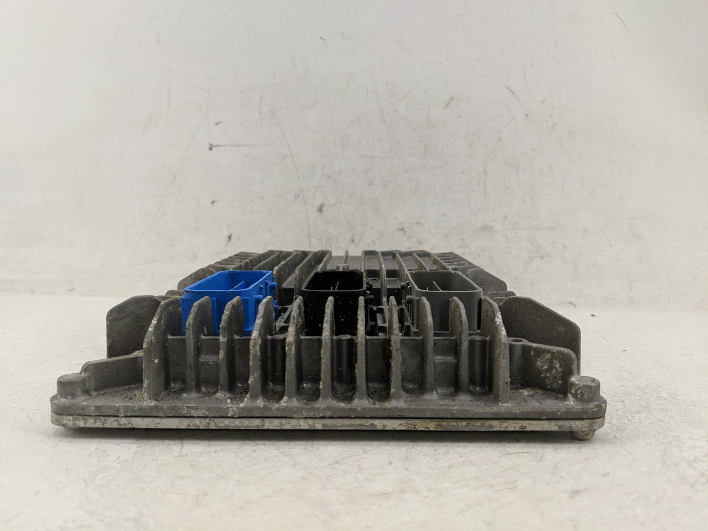 2017 Chevrolet Traverse PCM Engine Control Computer ECU ECM PCU OEM Fits Fits 2018 2019 2020 OEM Used Auto Parts - Oemusedau