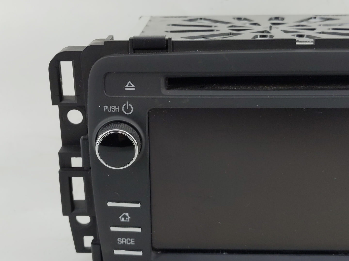 2016-2017 Chevrolet Traverse Radio AM FM Cd Player Receiver Replacement P/N:84082781 Fits Fits 2016 2017 OEM Used Auto Parts