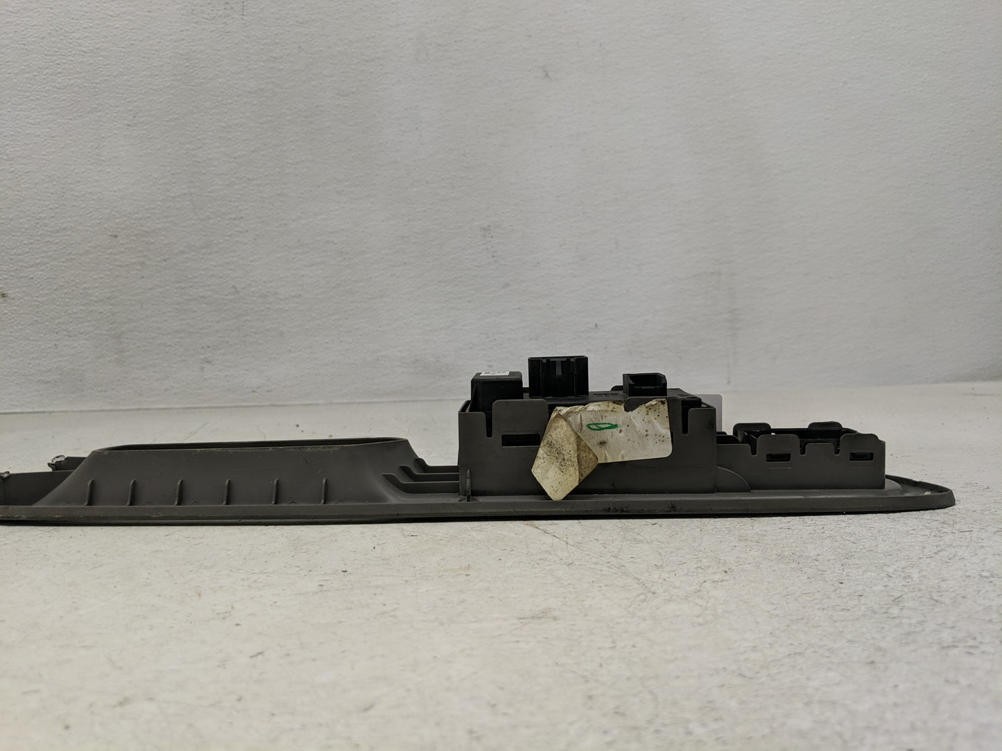 2017 Chevrolet Traverse Master Power Window Switch Replacement Driver Side Left P/N:20945129 Fits OEM Used Auto Parts - Oemu