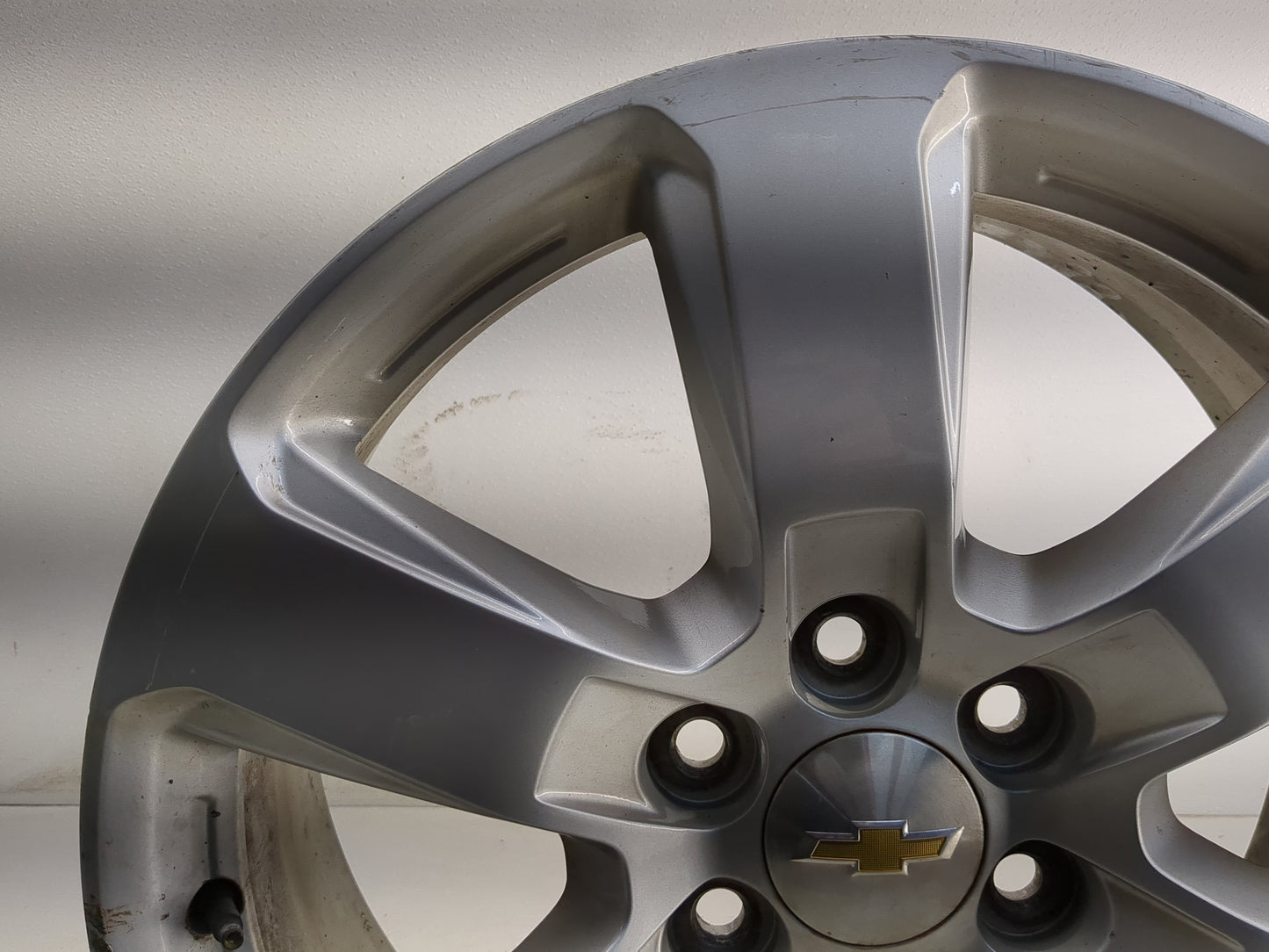 2016-2017 Chevrolet Traverse Oem Wheel Rim - Oemusedautoparts1.com