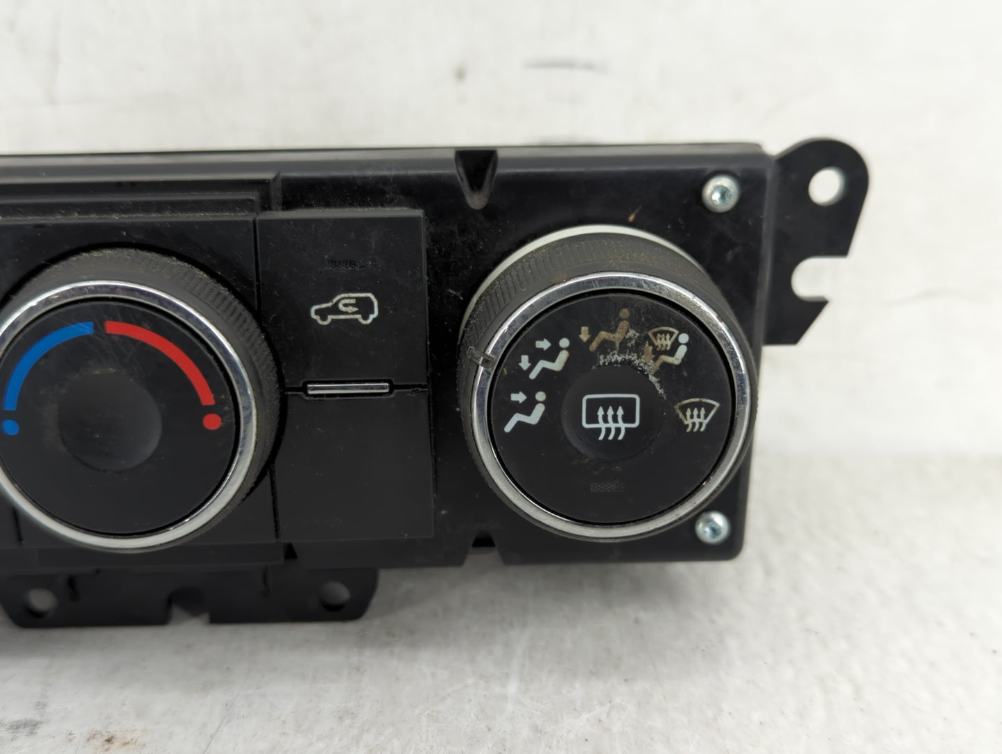 2013-2017 Chevrolet Traverse Climate Control Module Temperature AC/Heater Replacement P/N:22969802 Fits OEM Used Auto Parts 