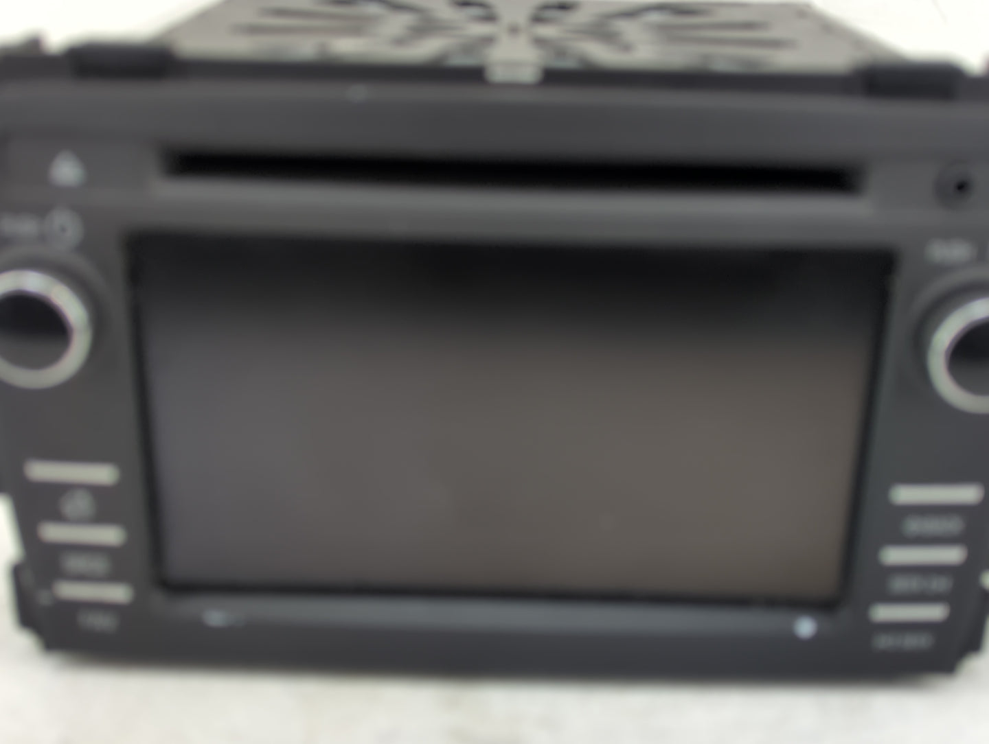 2015-2017 Chevrolet Traverse Radio AM FM Cd Player Receiver Replacement P/N:84023780 Fits Fits 2015 2016 2017 OEM Used Auto 