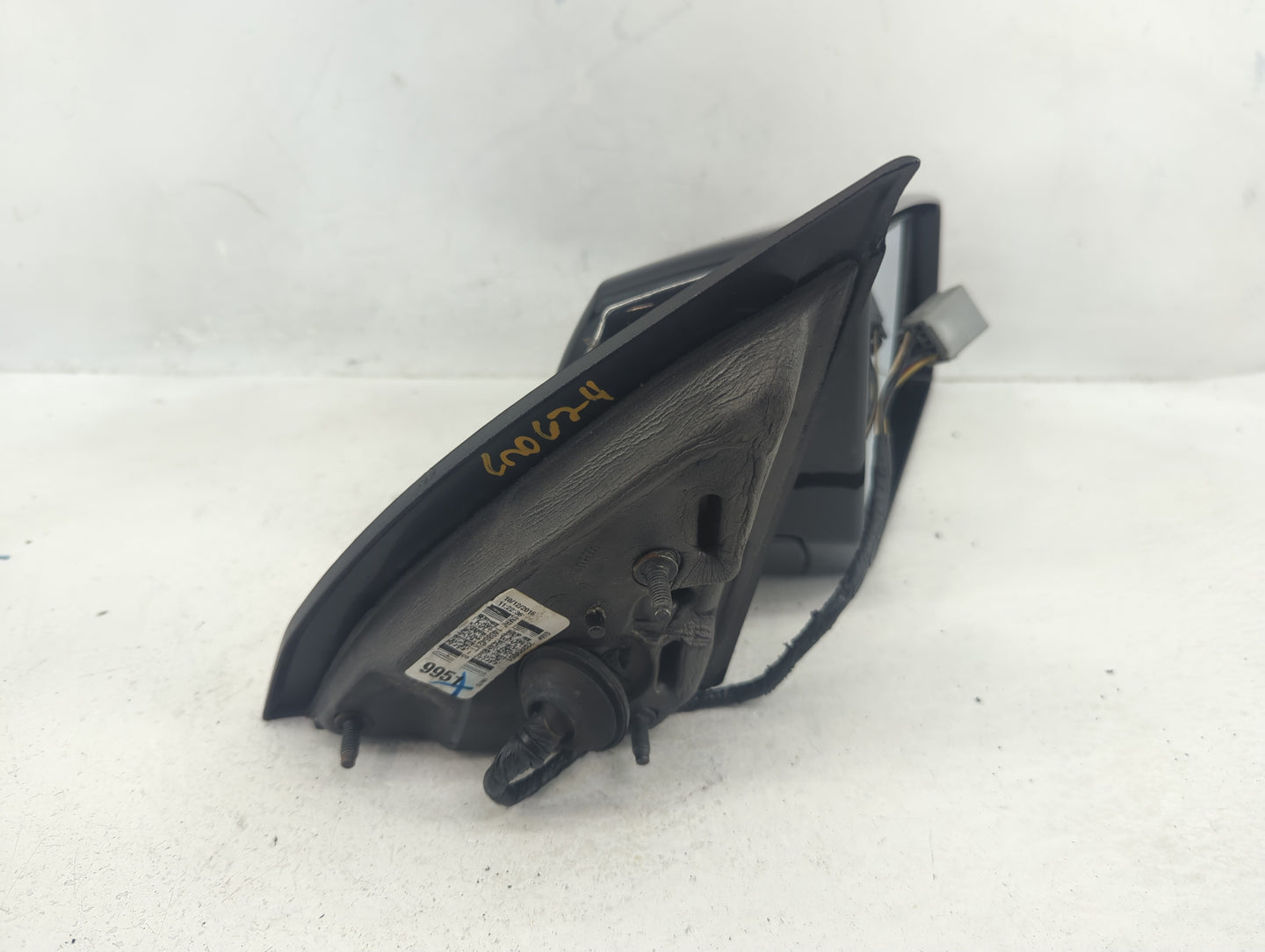 2015-2017 Chevrolet Traverse Passenger Side View Mirror - Right Door Mirror OEM Used - Oemusedautoparts1.com