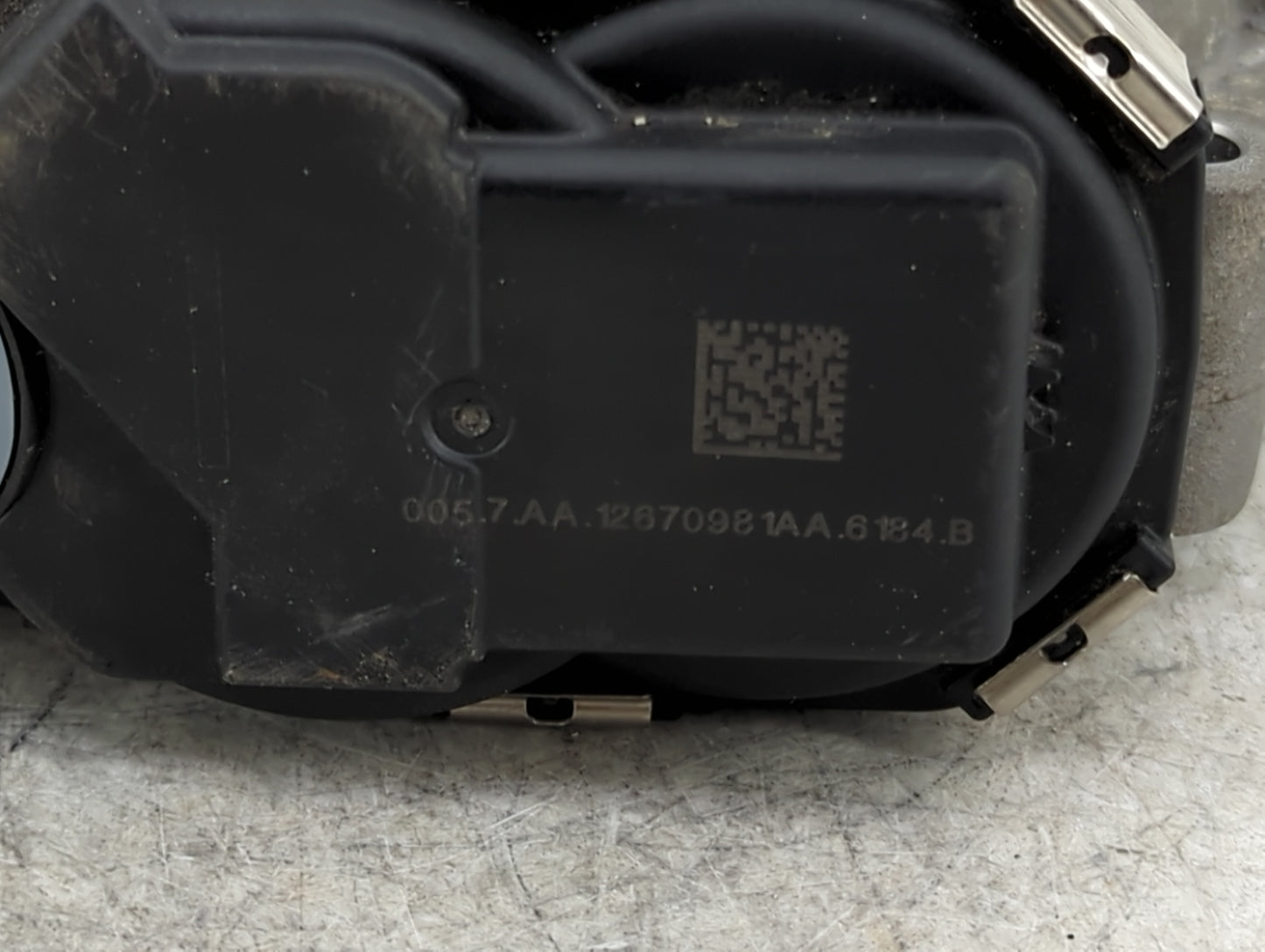 2017-2022 Chevrolet Traverse Throttle Body P/N:12670981AA Fits Fits 2012 2013 2014 2015 2016 2017 2018 2019 2020 2021 2022 O