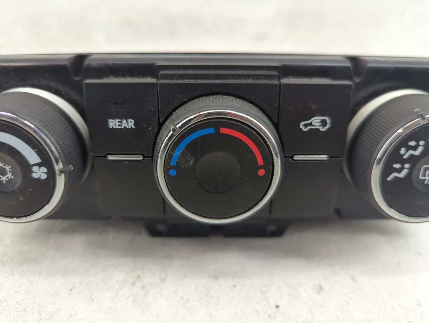 2013-2017 Chevrolet Traverse Climate Control Module Temperature AC/Heater Replacement P/N:22969802 23251326 Fits OEM Used Au