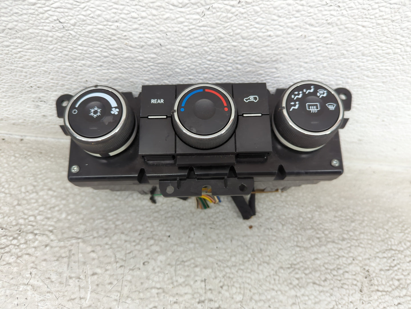 2013-2017 Chevrolet Traverse Climate Control Module Temperature AC/Heater Replacement P/N:22969802 Fits OEM Used Auto Parts 