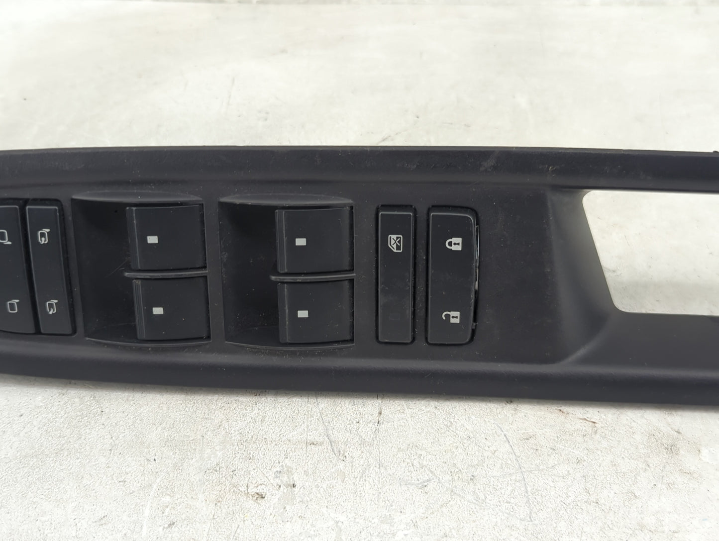 2017 Chevrolet Traverse Master Power Window Switch Replacement Driver Side Left P/N:22772752AA Fits OEM Used Auto Parts - Oe