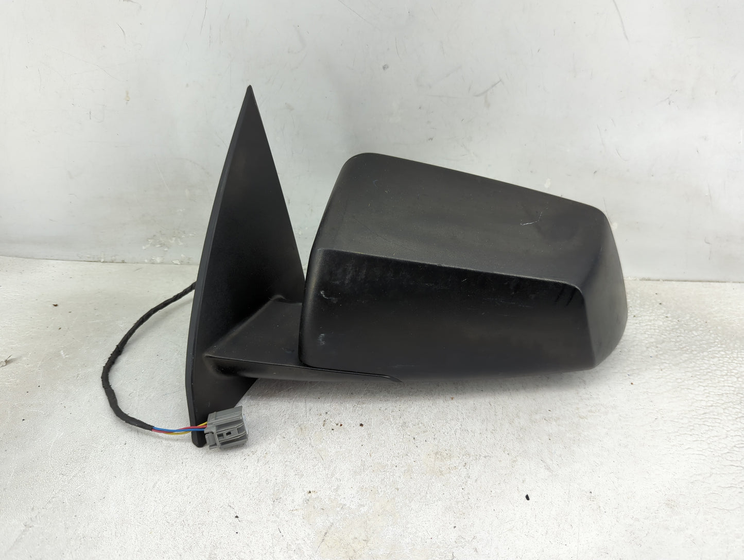 2015-2017 Chevrolet Traverse Driver Side View Mirror - Left Door Mirror OEM Used - Oemusedautoparts1.com