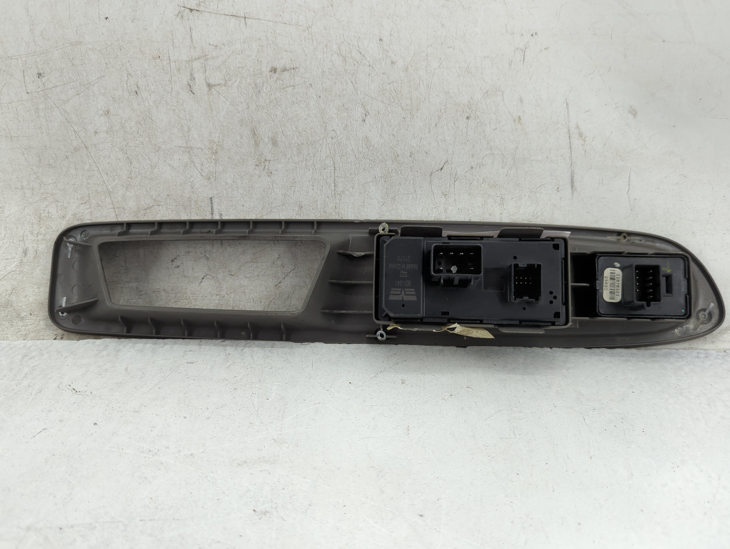 2009-2017 Chevrolet Traverse Master Power Window Switch Replacement Driver Side Left P/N:22878302 Fits OEM Used Auto Parts -
