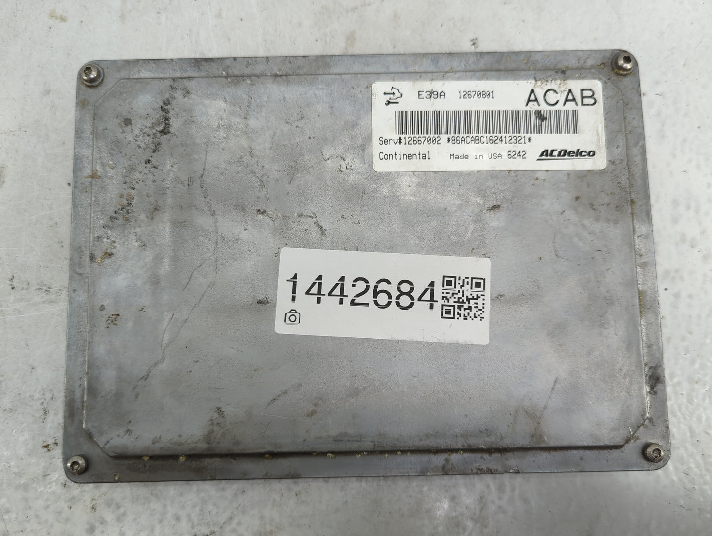 2017 Chevrolet Traverse PCM Engine Control Computer ECU ECM PCU OEM P/N:12670801 12667002 Fits Fits 2018 2019 2020 OEM Used 