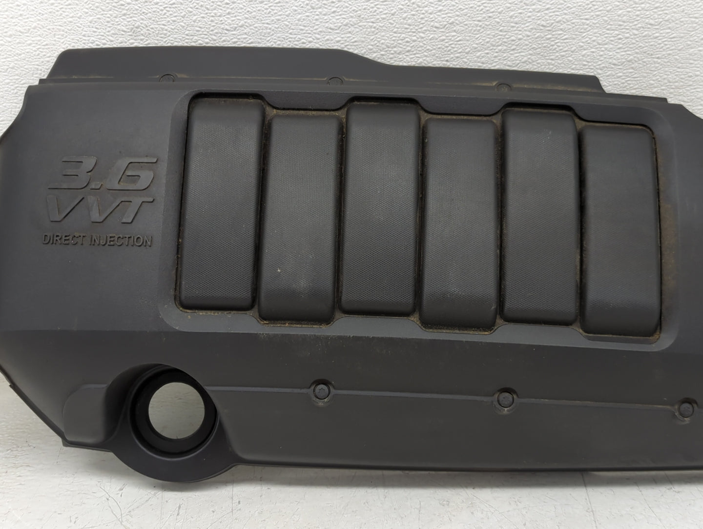 2017 Chevrolet Traverse Engine Cover - Oemusedautoparts1.com
