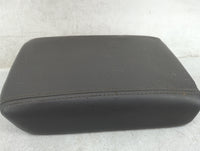 2017 Chevrolet Traverse Center Console Armrest Cover Lid P/N:22905366 Fits OEM Used Auto Parts - Oemusedautoparts1.com