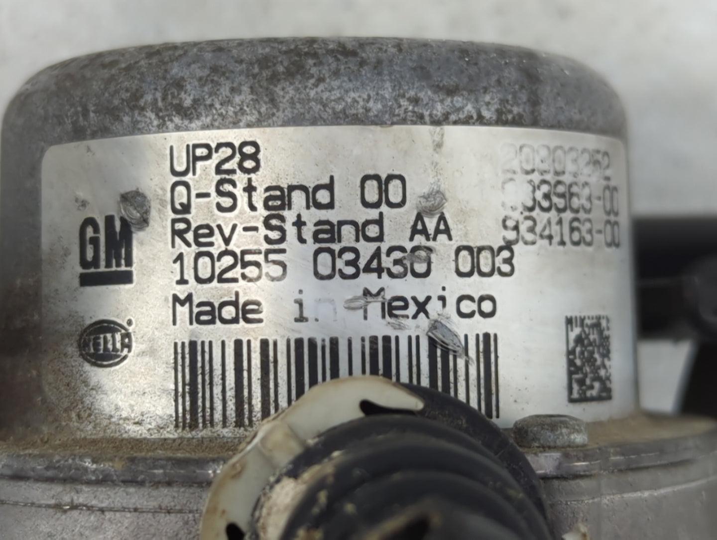 Chevrolet Traverse Central Vaccum Lock Pump - Oemusedautoparts1.com