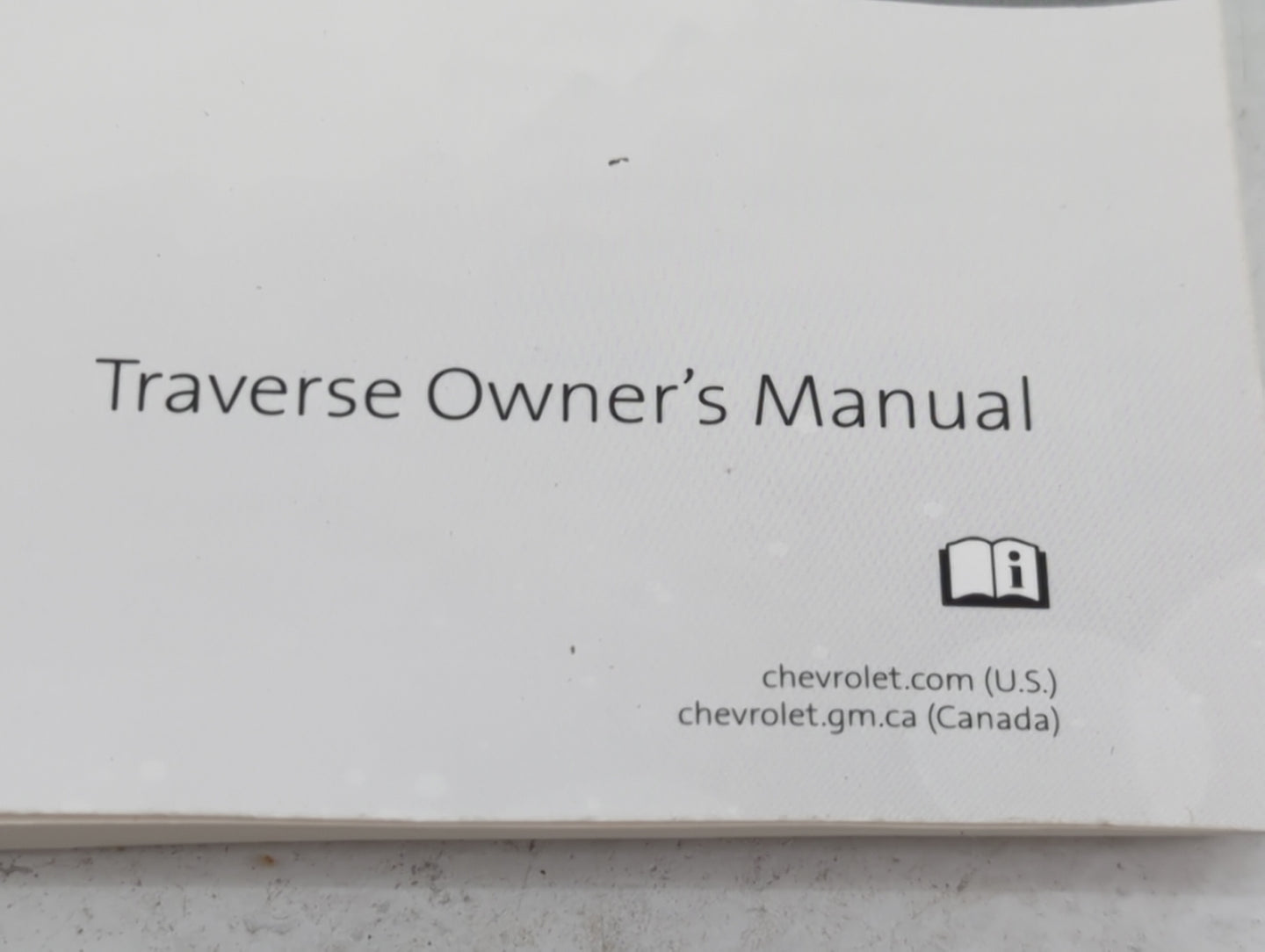 2017 Chevrolet Traverse Owners Manual Book Guide P/N:23216842B OEM Used Auto Parts - Oemusedautoparts1.com