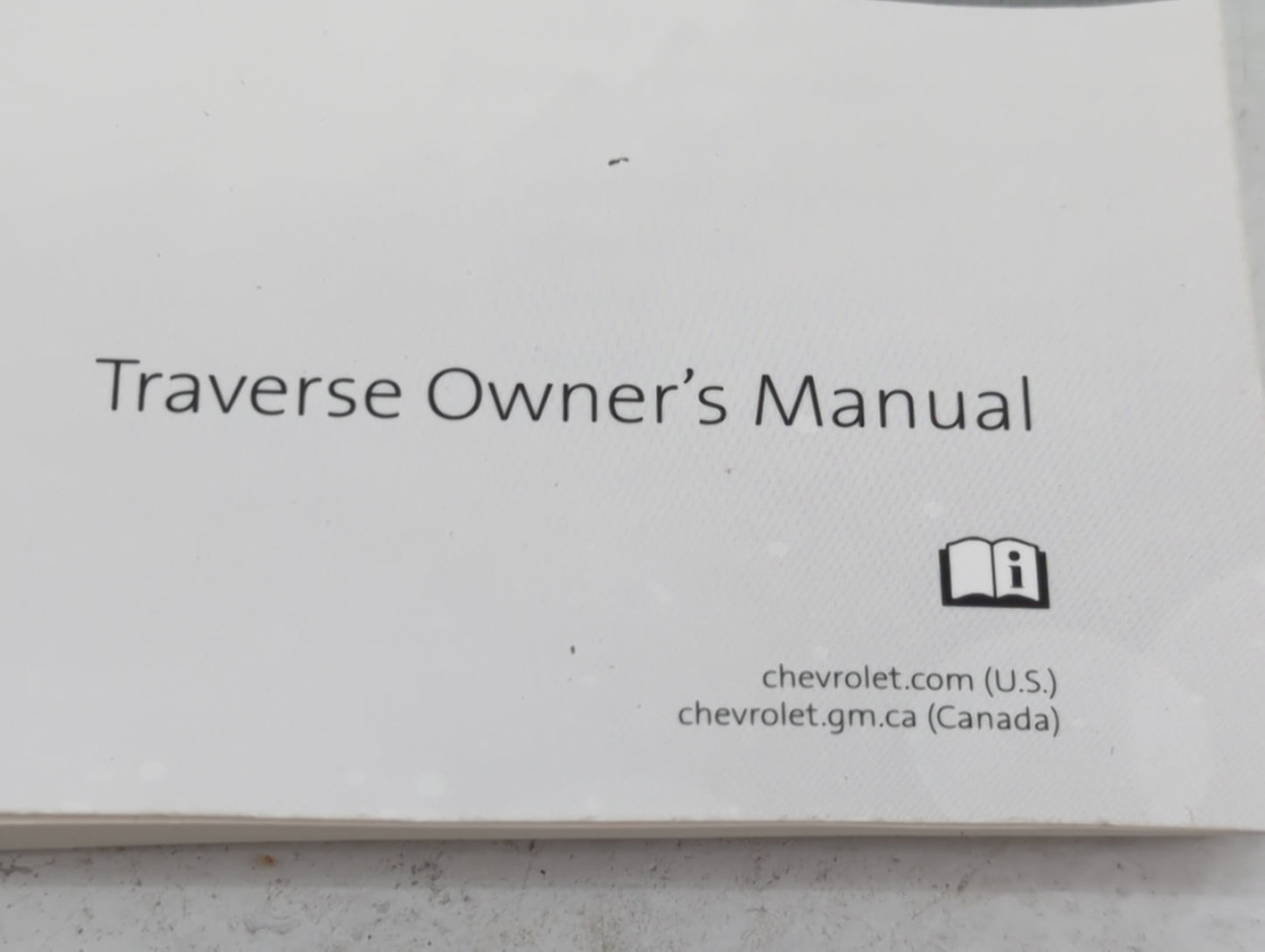 2017 Chevrolet Traverse Owners Manual Book Guide P/N:23216842B OEM Used Auto Parts - Oemusedautoparts1.com