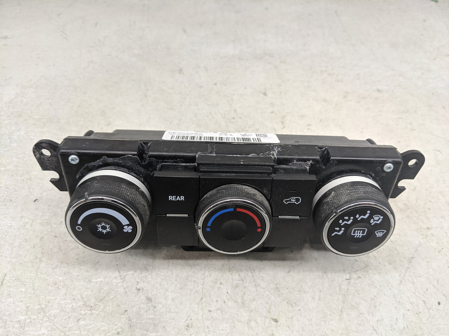 2013-2017 Chevrolet Traverse Climate Control Module Temperature AC/Heater Replacement P/N:22969802 Fits OEM Used Auto Parts 