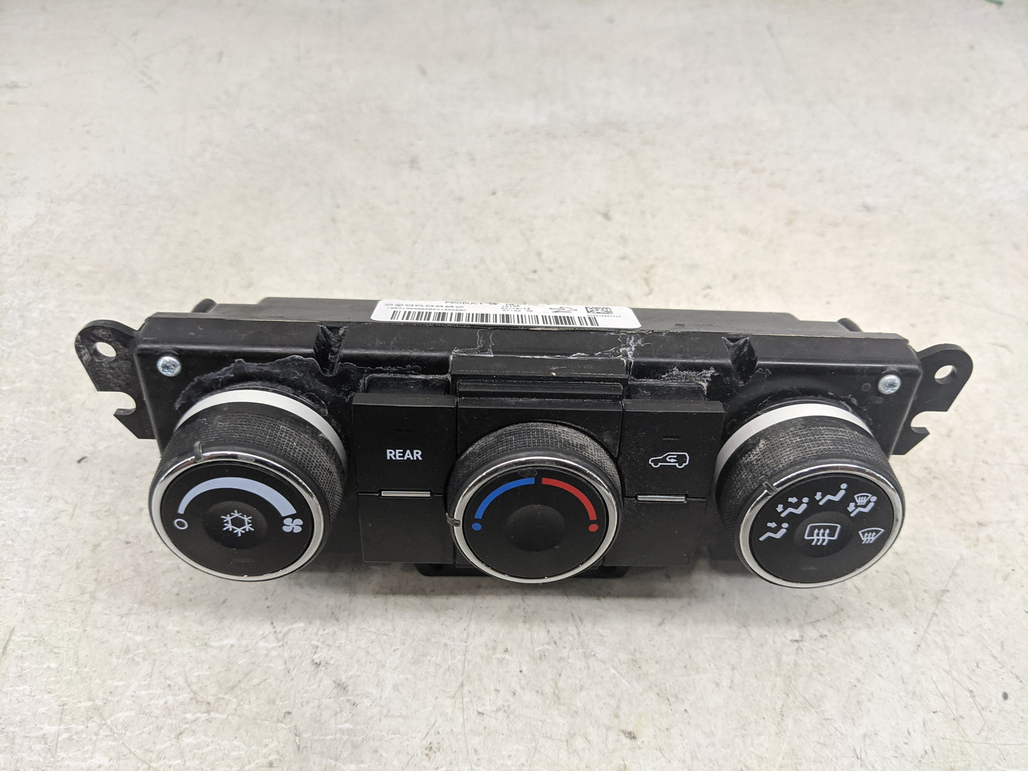 2013-2017 Chevrolet Traverse Climate Control Module Temperature AC/Heater Replacement P/N:22969802 Fits OEM Used Auto Parts 