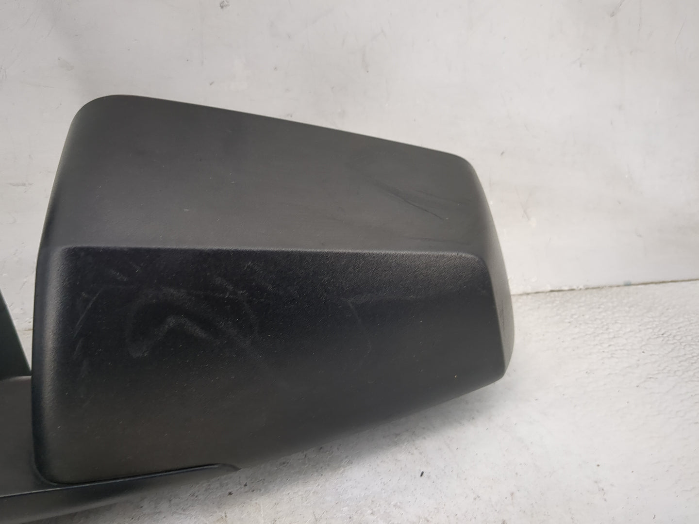 2015-2017 Chevrolet Traverse Driver Side View Mirror - Left Door Mirror OEM Used - Oemusedautoparts1.com