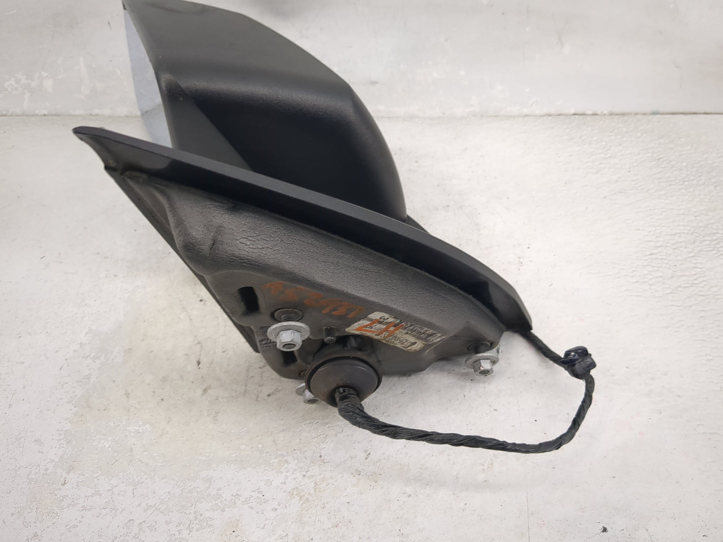 2015-2017 Chevrolet Traverse Driver Side View Mirror - Left Door Mirror OEM Used - Oemusedautoparts1.com