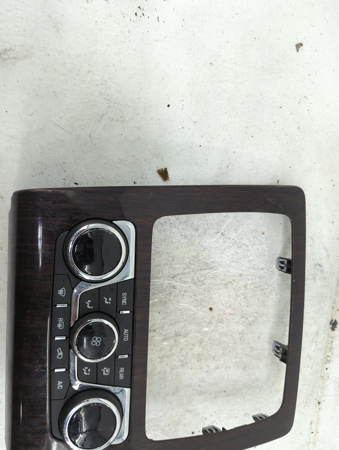2013-2017 Chevrolet Traverse Climate Control Module Temperature AC/Heater Replacement P/N:23251326 3239800000000X Fits OEM U