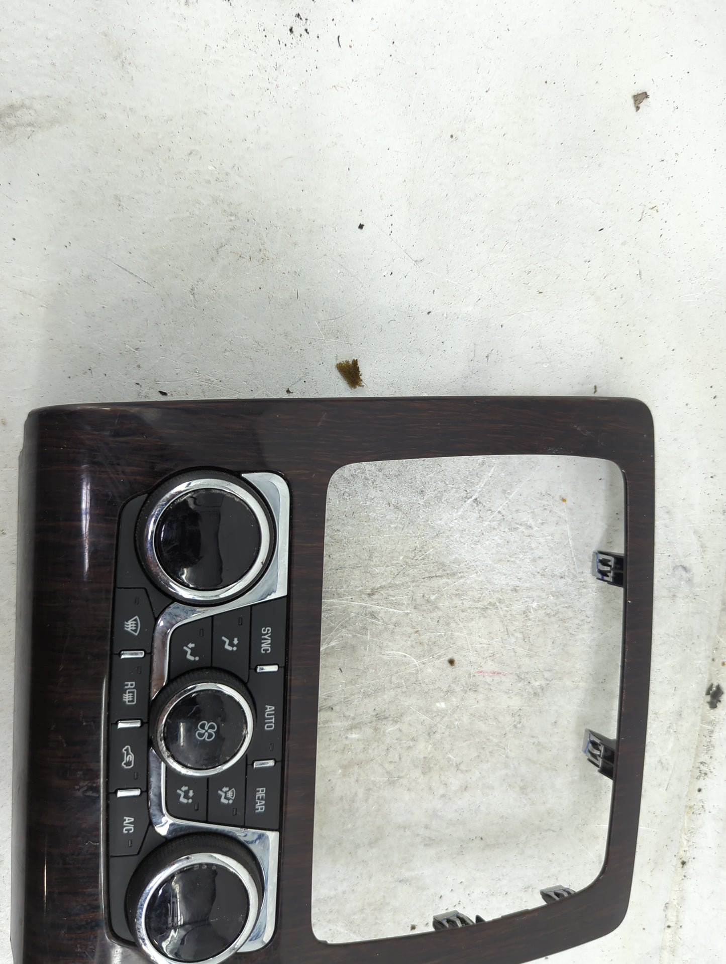 2013-2017 Chevrolet Traverse Climate Control Module Temperature AC/Heater Replacement P/N:23251326 3239800000000X Fits OEM U
