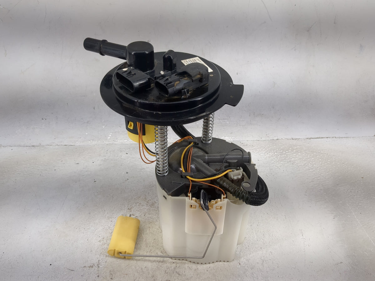Chevrolet Traverse Electrical Gas Fuel Pump Assembly 1492901 - Oemusedautoparts1.com