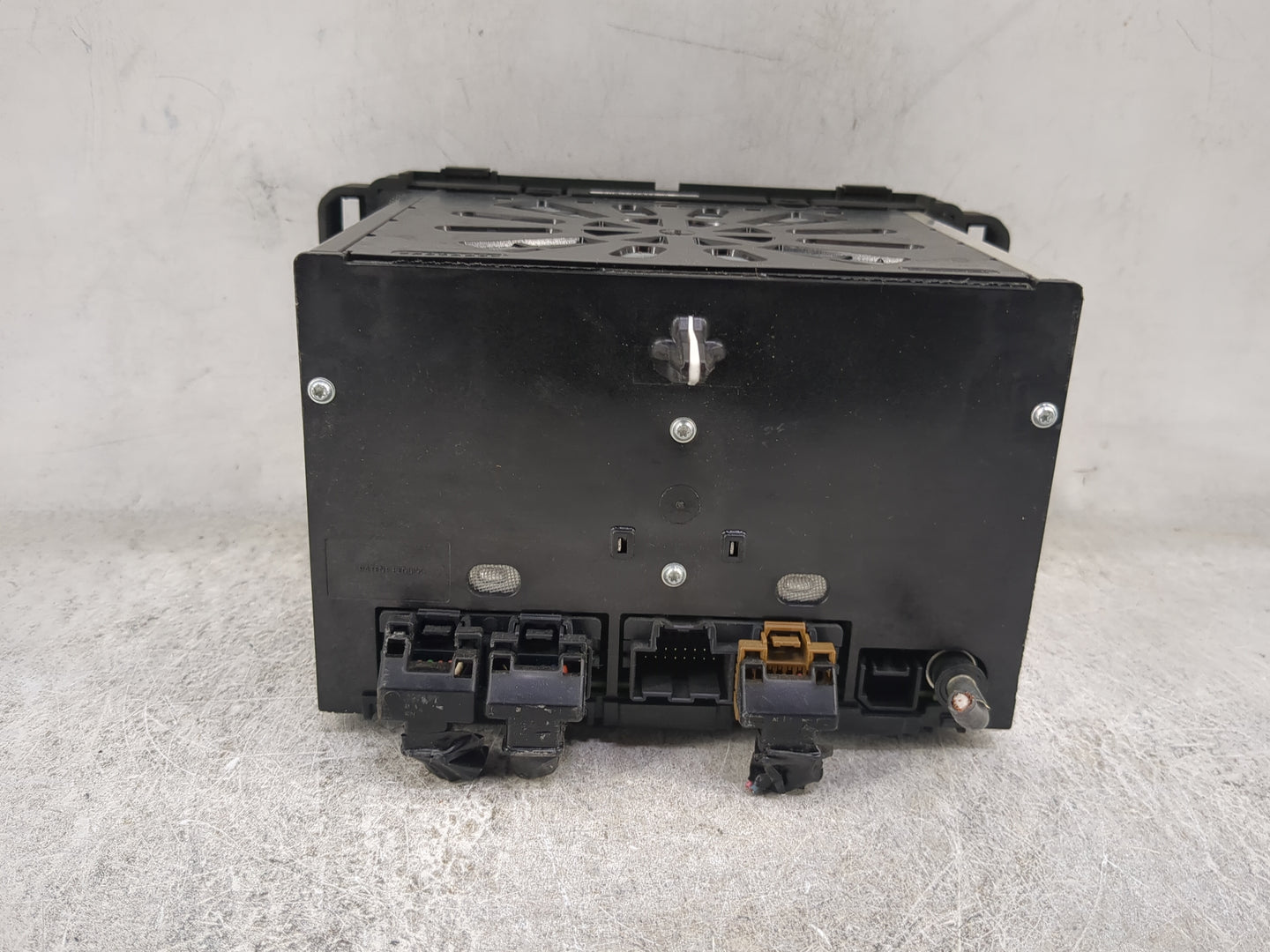 2015-2017 Chevrolet Traverse Radio AM FM Cd Player Receiver Replacement P/N:84023780 17GMT967ICRCD Fits Fits 2015 2016 2017 