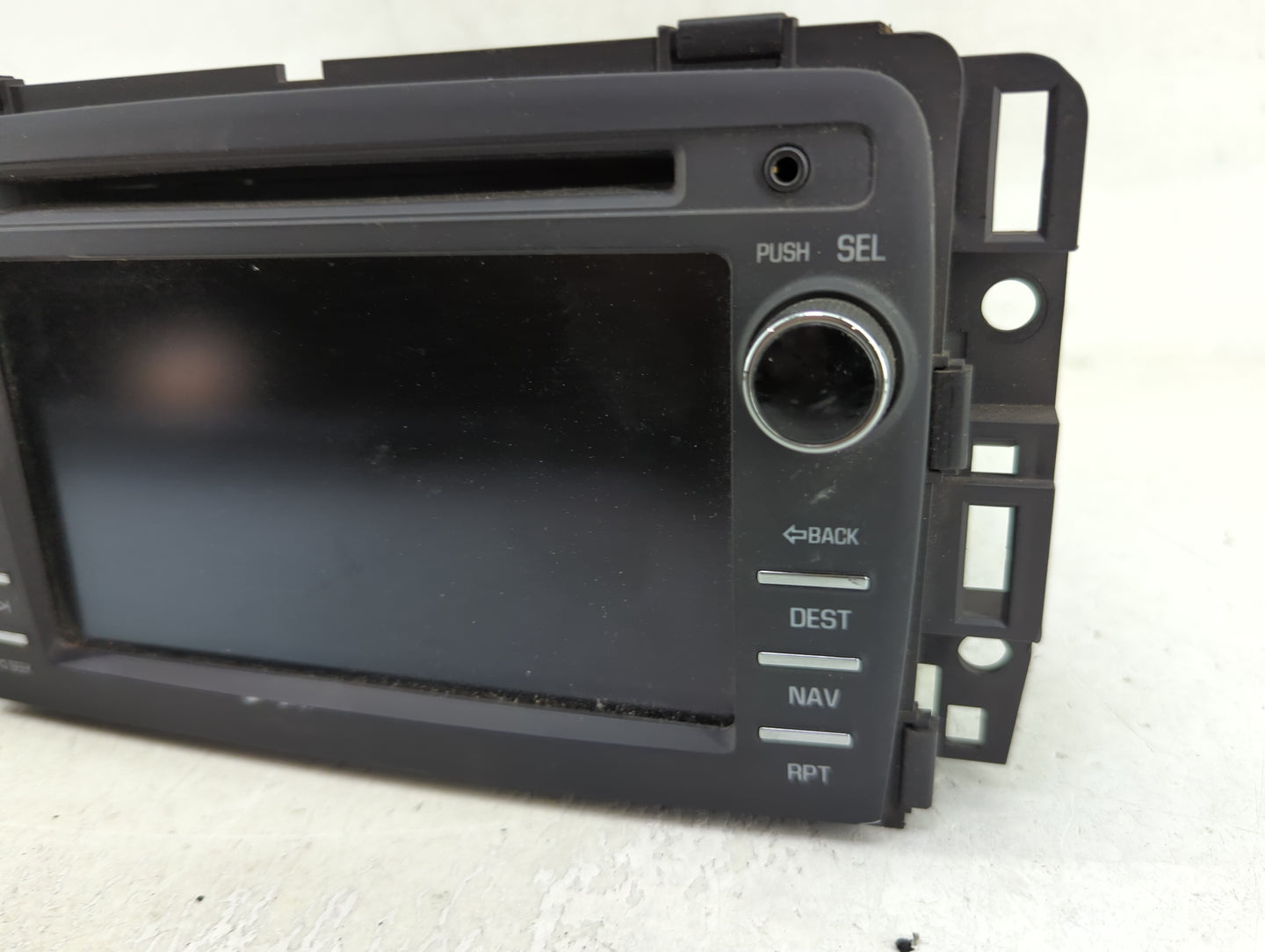 2016-2017 Chevrolet Traverse Radio AM FM Cd Player Receiver Replacement P/N:84082783 28536253, L2C0050TR Fits Fits 2016 2017