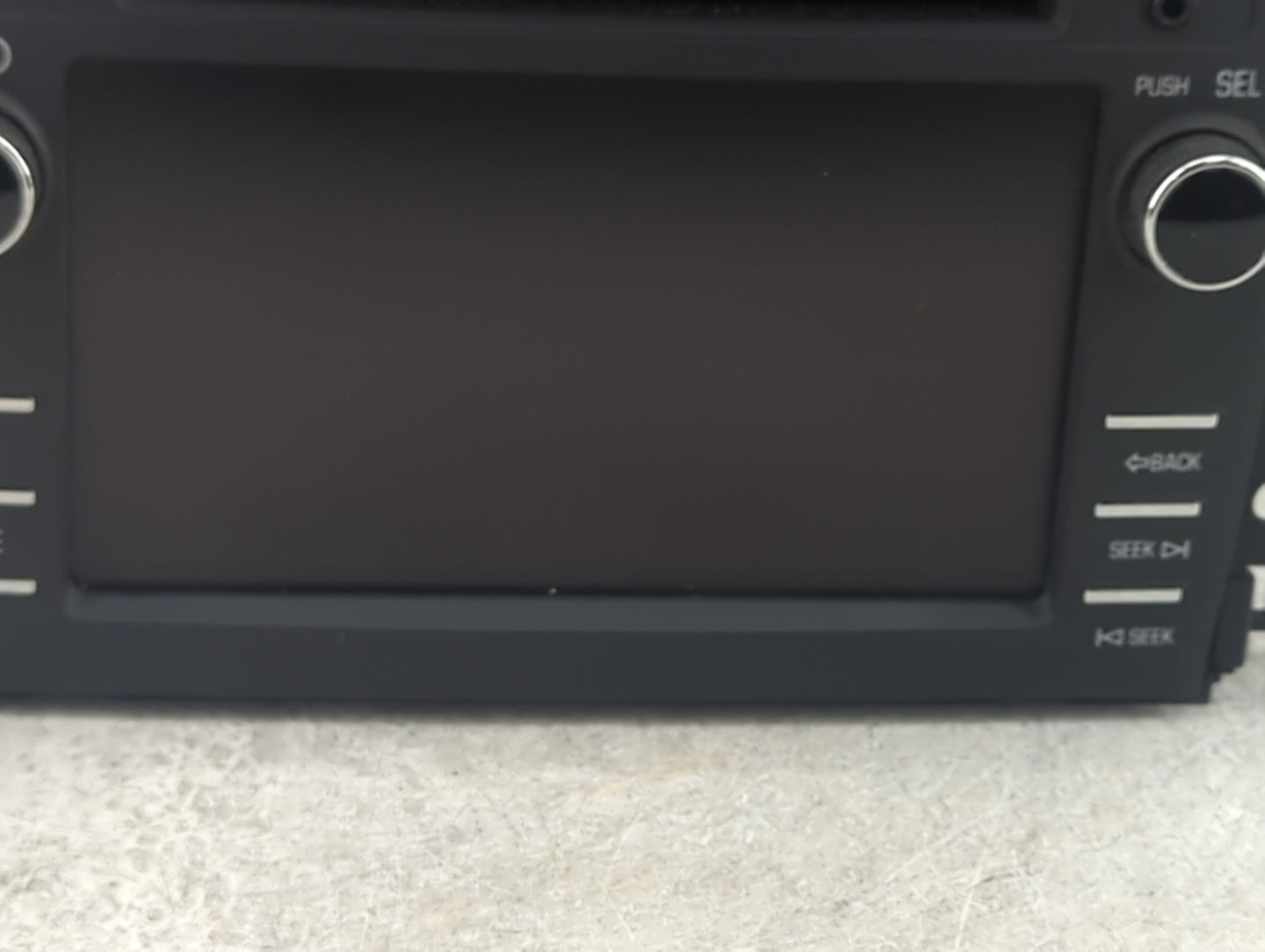 2016-2017 Chevrolet Traverse Radio AM FM Cd Player Receiver Replacement P/N:84082781 28528989, L2C0050TR Fits Fits 2016 2017
