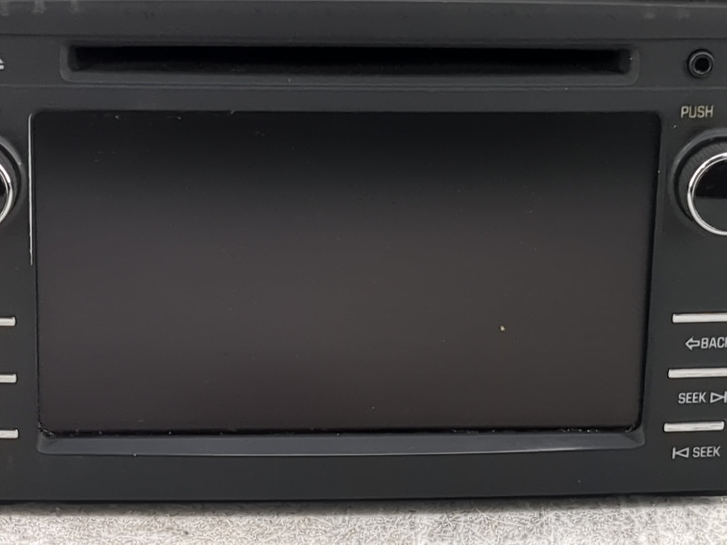 2016-2017 Chevrolet Traverse Radio AM FM Cd Player Receiver Replacement P/N:84082781 28528989, L2C0050TR Fits Fits 2016 2017