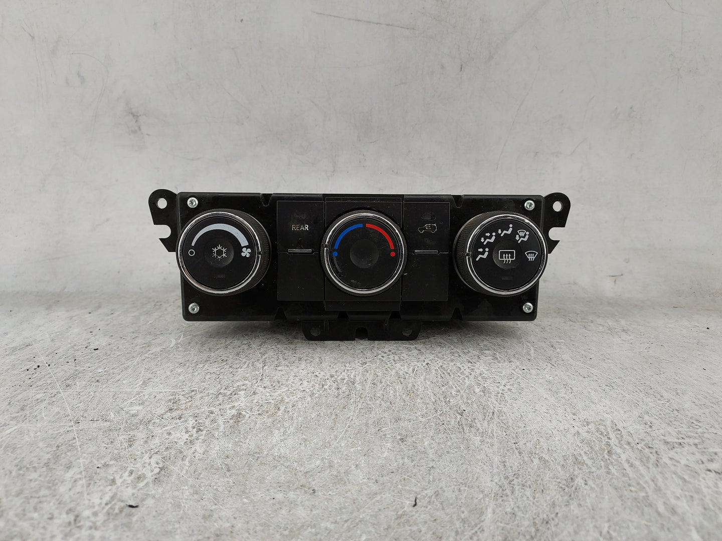 2013-2017 Chevrolet Traverse Climate Control Module Temperature AC/Heater Replacement P/N:22969802 Fits OEM Used Auto Parts 