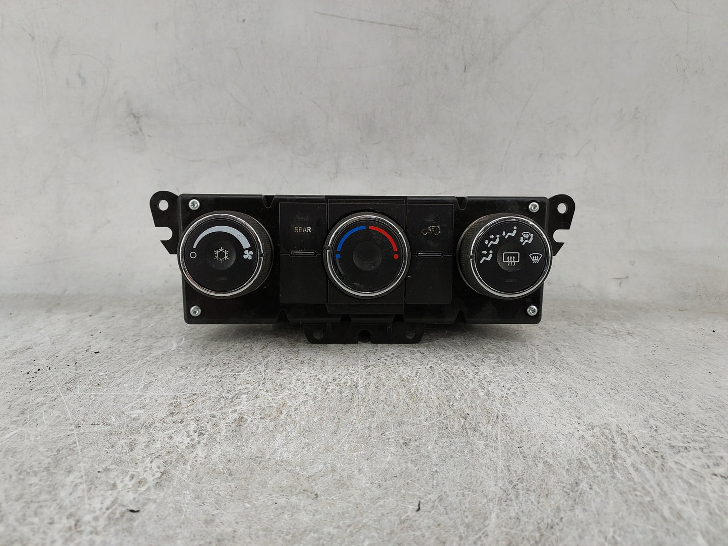 2013-2017 Chevrolet Traverse Climate Control Module Temperature AC/Heater Replacement P/N:22969802 Fits OEM Used Auto Parts 