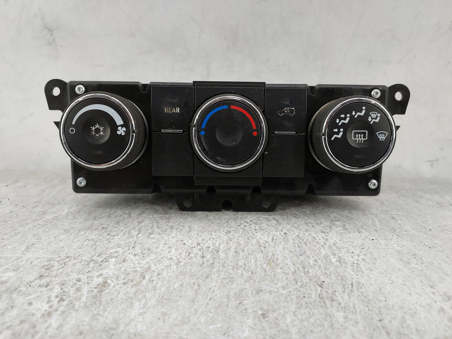 2013-2017 Chevrolet Traverse Climate Control Module Temperature AC/Heater Replacement P/N:22969802 Fits OEM Used Auto Parts 